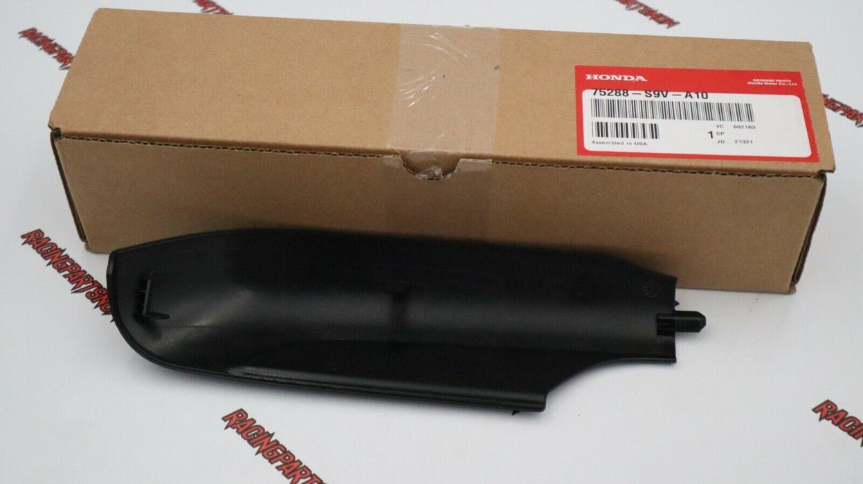 Genuine OEM Honda Pilot Driver Side Rear Roof Rail End Cap 2003-2008 Rack