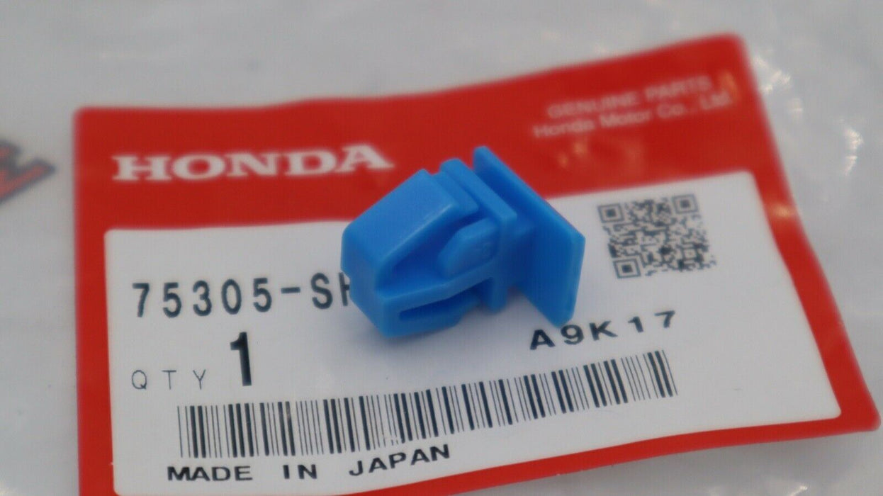 Genuine OEM Honda Clip Side Molding Moulding Protector 75305-SH2-003