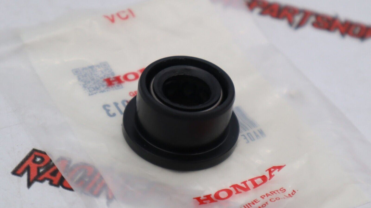 OEM HONDA B-SERIES 5SPD TRANS SHIFT SELECT ROD SEAL S80 YS1